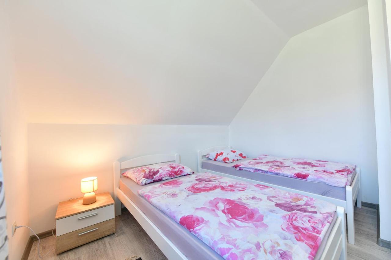 Apartmán Kuca Za Odmor Roby Saborsko Exteriér fotografie
